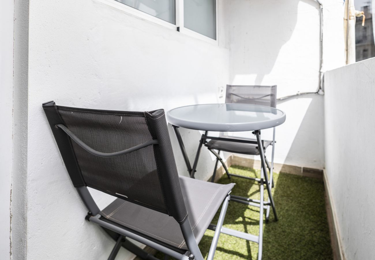 Alquiler por habitaciones en Valencia - Habitación doble superior con baño privado Alquiler por habitaciones en Valencia - Habitación doble superior con baño privado
