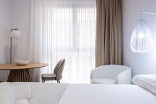Estudio en Valencia - Lôla Suites A by Concept Flats