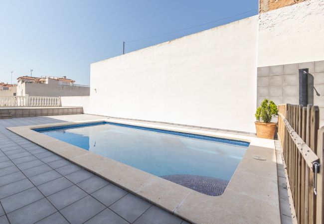 Casa en Navajas - Casa Potelos by Concept Flats Casa en Navajas - Casa Potelos by Concept Flats