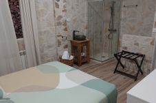 Alquiler por habitaciones en El Cuervo - Habitación doble con baño integrado