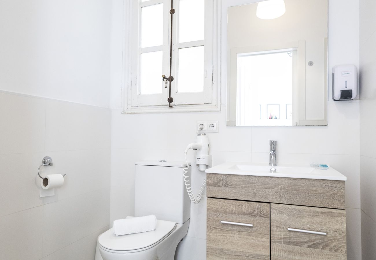 Rent by room in Valencia / València - Superior double room with private bathroom Rent by room in Valencia / València - Superior double room with private bathroom