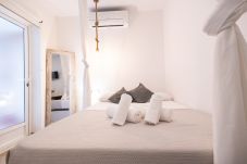 Studio in Valencia / València - Beni Suite by Concept Flats