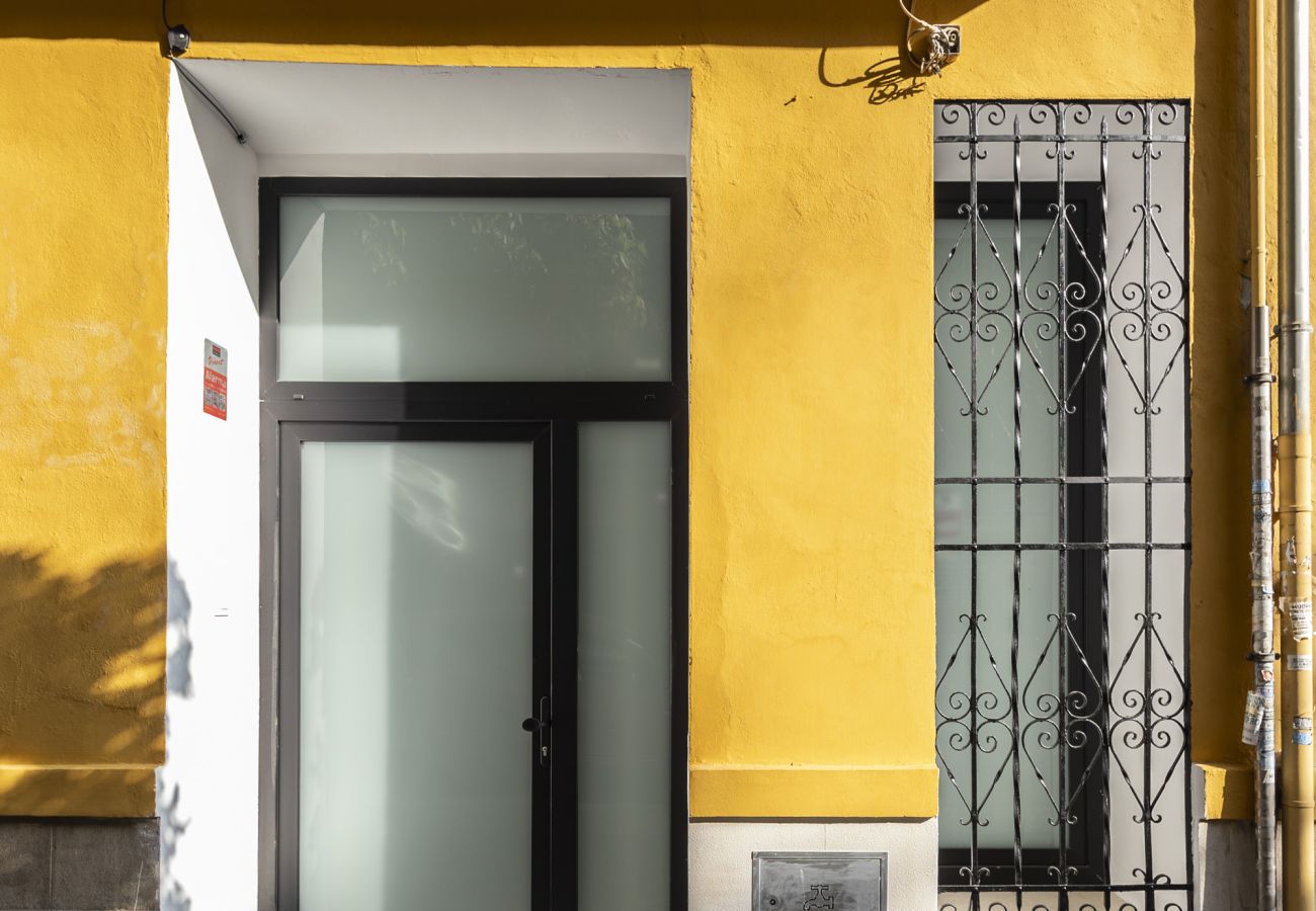 Studio in Valencia / València - La casa de la pintora by Concept Flats Studio in Valencia / València - La casa de la pintora by Concept Flats