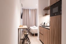 Studio in Valencia / València - Yard Patraix B by Concept Flats