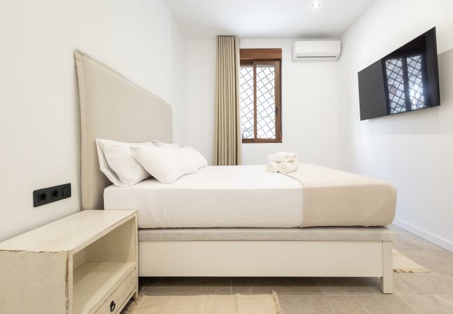 Studio in Valencia - Arm Suite by Concept Flat Studio in Valencia - Arm Suite by Concept Flat