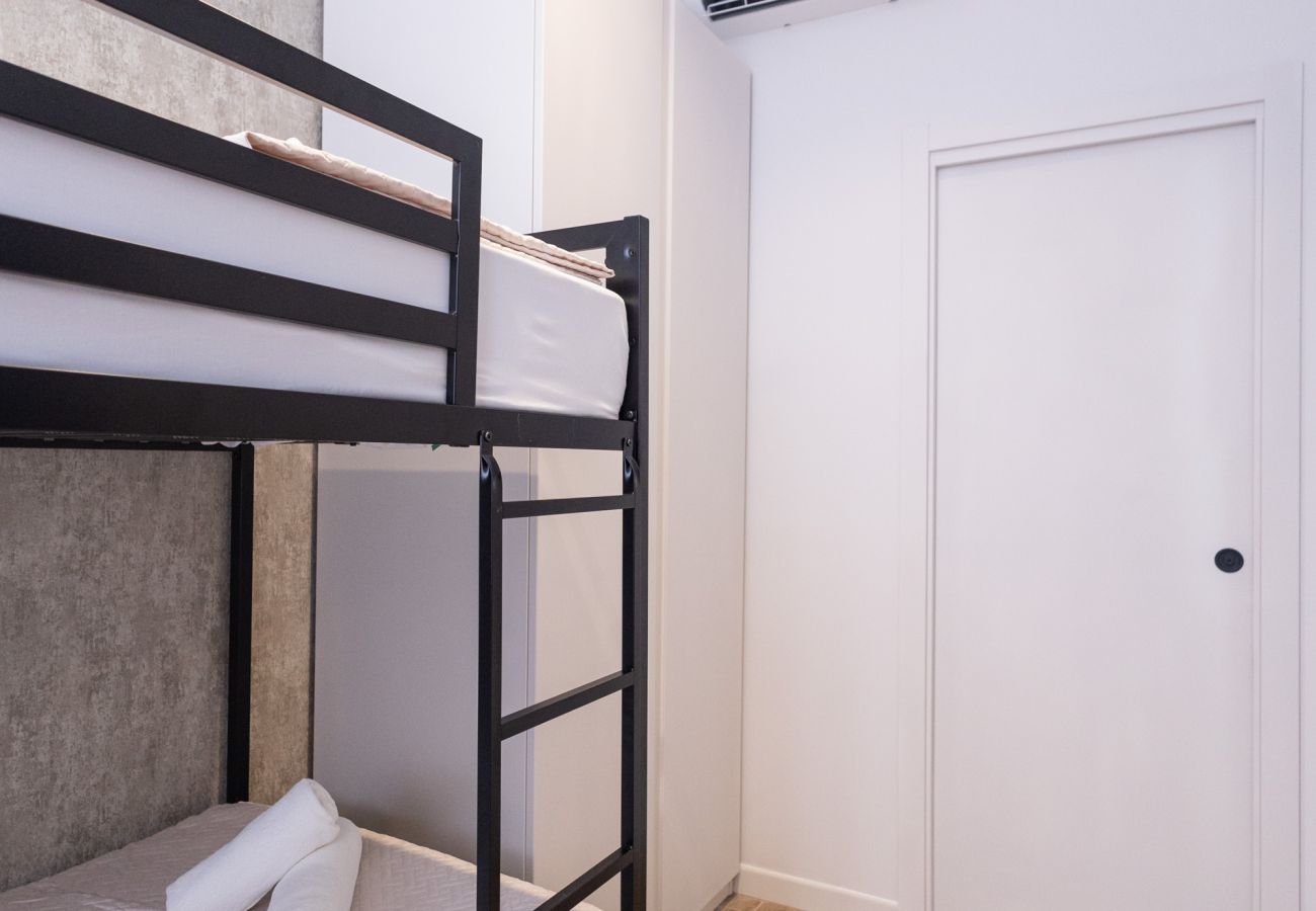 Studio in Valencia / València - Rubio Rooms by Concept Flats (Bunk bed) Studio in Valencia / València - Rubio Rooms by Concept Flats (Bunk bed)