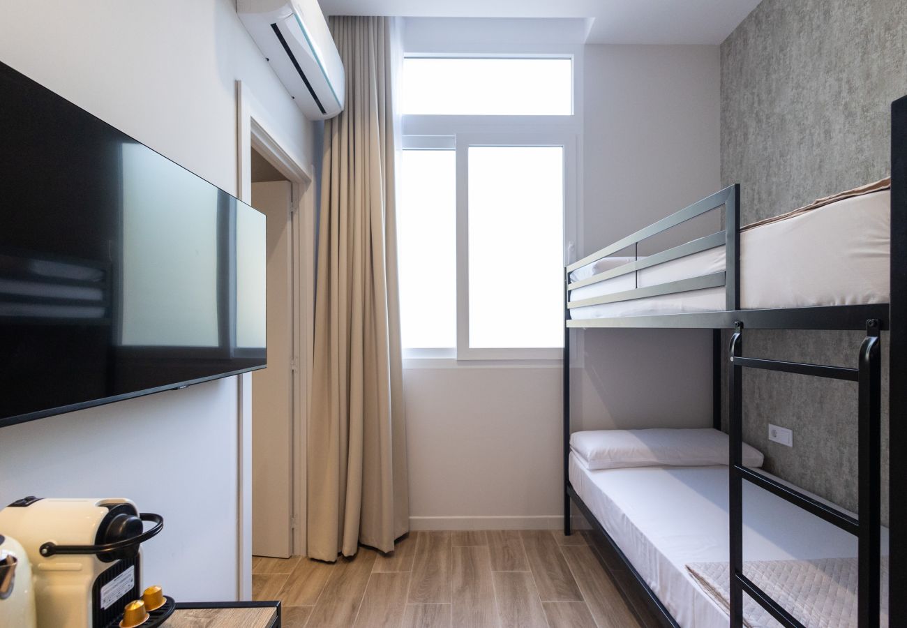 Studio in Valencia / València - Rubio Rooms by Concept Flats (Bunk bed) Studio in Valencia / València - Rubio Rooms by Concept Flats (Bunk bed)