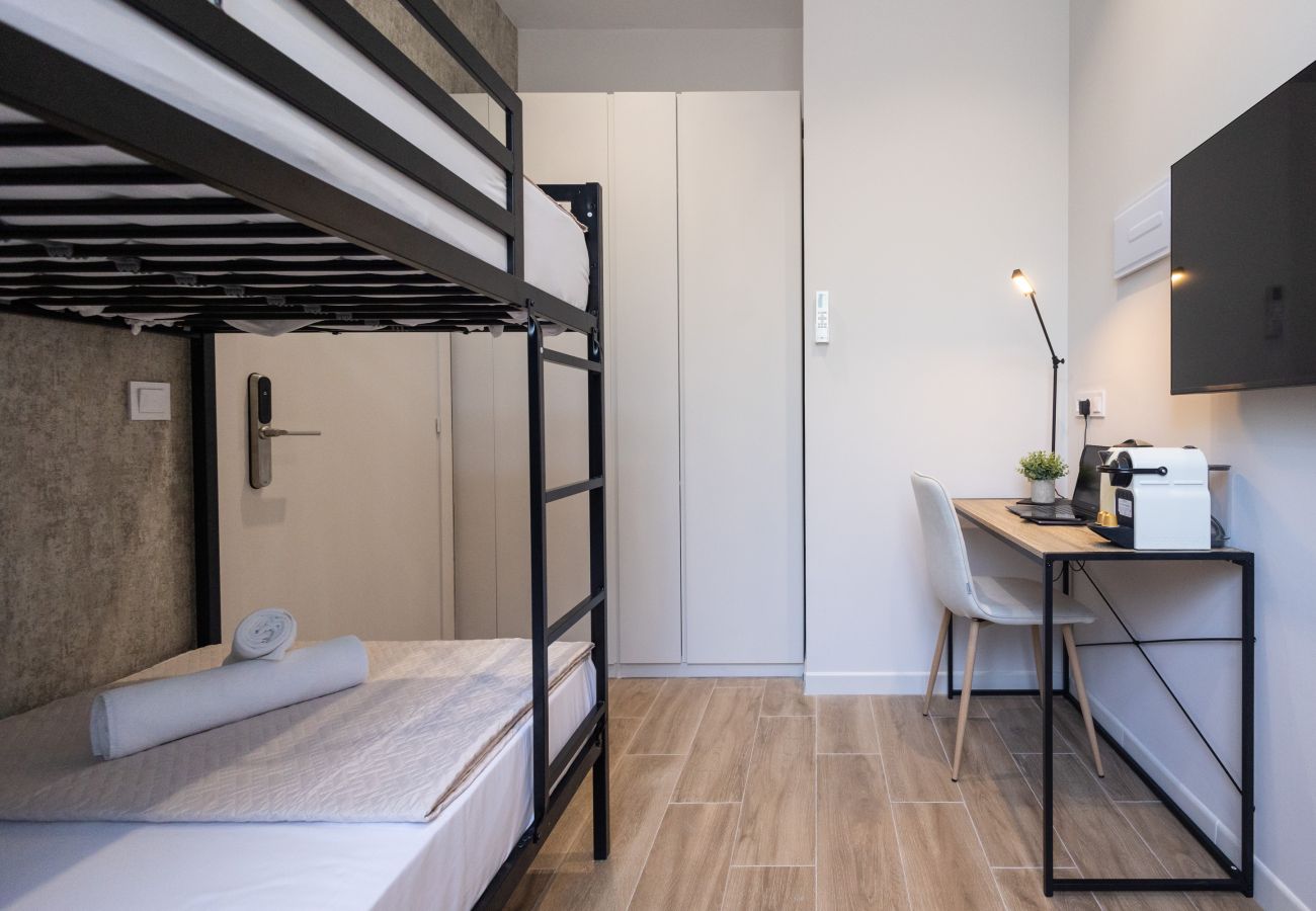 Studio in Valencia / València - Rubio Rooms by Concept Flats (Bunk bed) Studio in Valencia / València - Rubio Rooms by Concept Flats (Bunk bed)