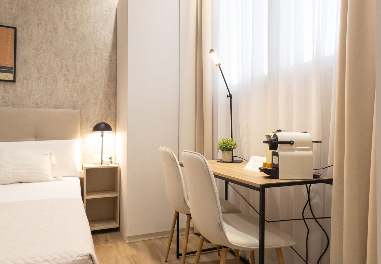 Studio in Valencia / València - Rubio Rooms by Concept Flats (adapatado) Studio in Valencia / València - Rubio Rooms by Concept Flats (adapatado)