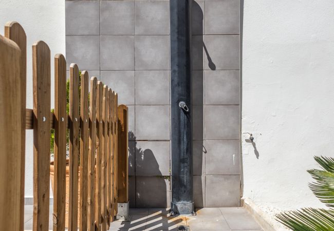 House in Navajas - Casa Potelos by Concept Flats House in Navajas - Casa Potelos by Concept Flats