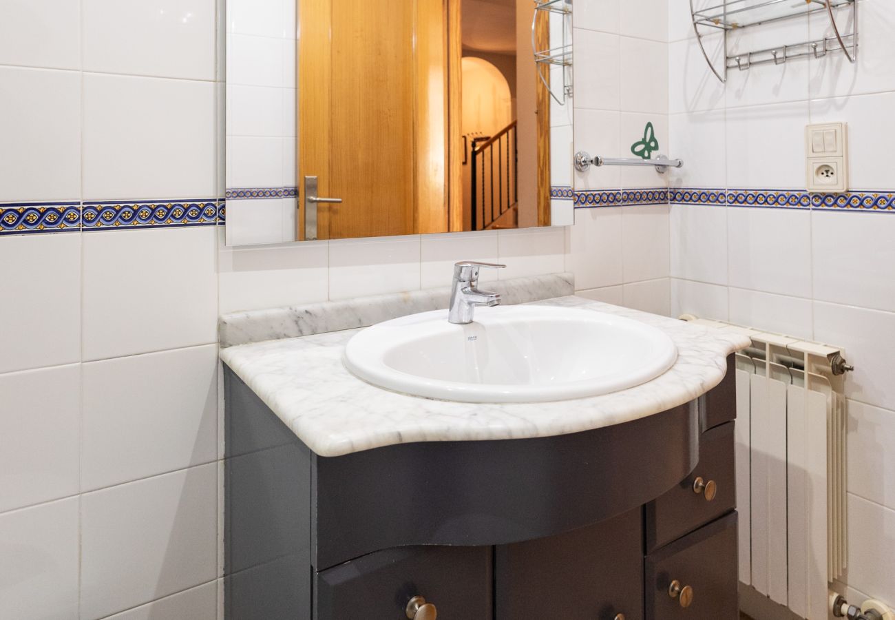 House in Navajas - Casa Potelos by Concept Flats House in Navajas - Casa Potelos by Concept Flats