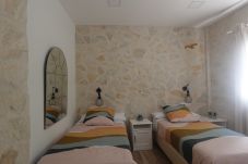 Rent by room in El Cuervo - Twin room