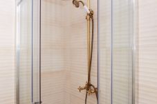 Rent by room in El Cuervo - Double room with a double bed