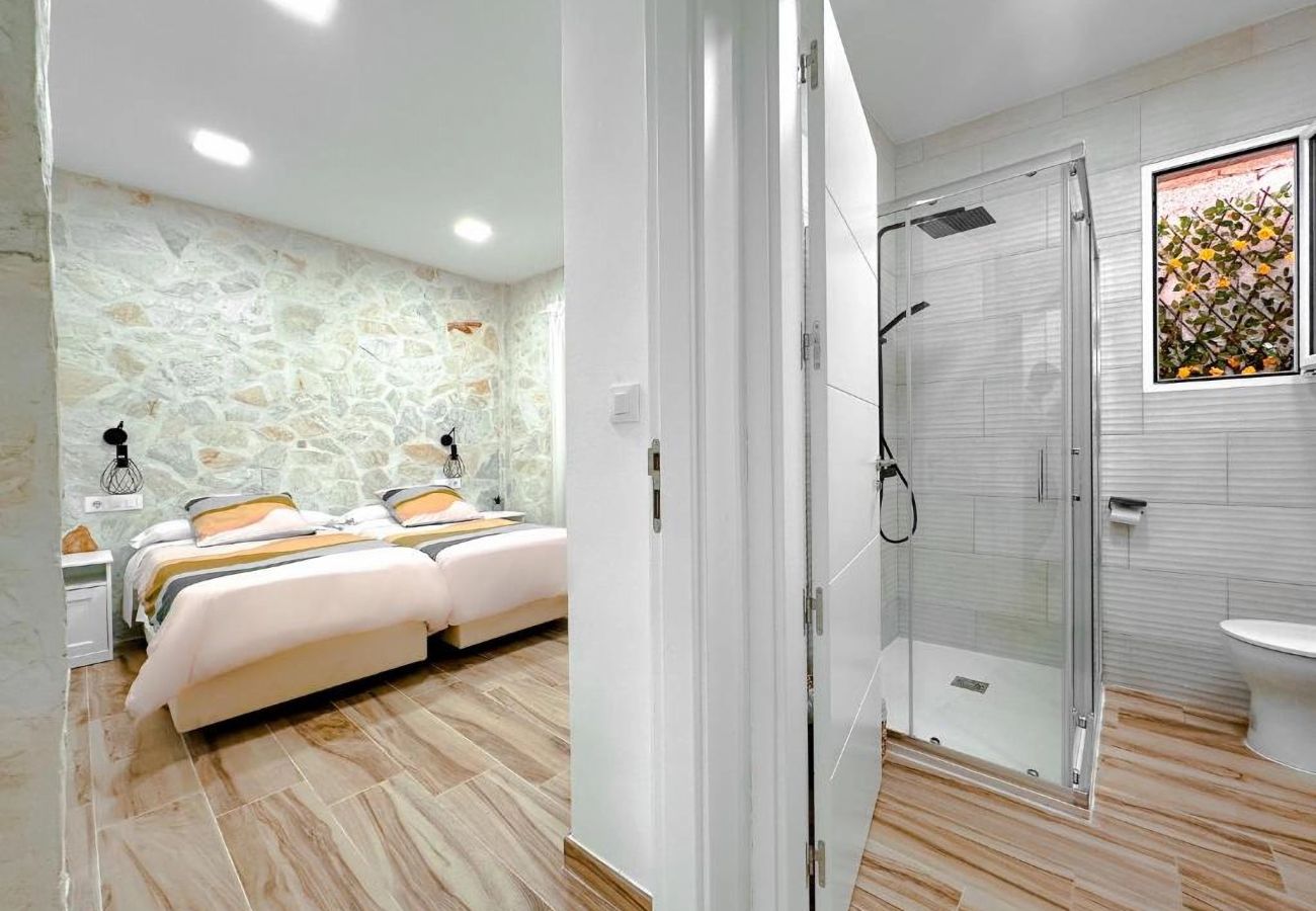 Rent by room in El Cuervo - Las Quinchuelas 