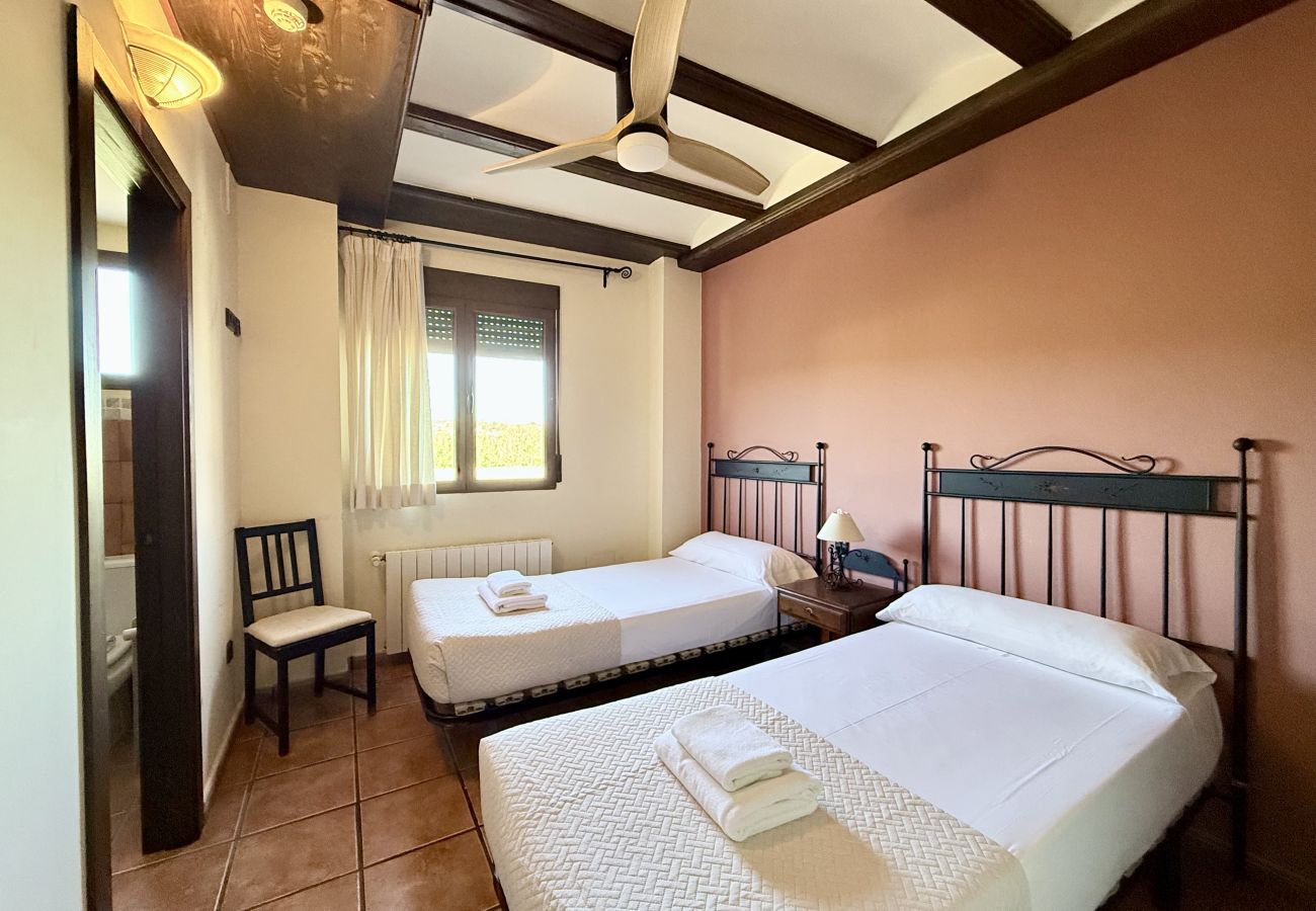 Rent by room in Venta del Moro - Hoces del Cabriel Rural Accommodation – 2 beds