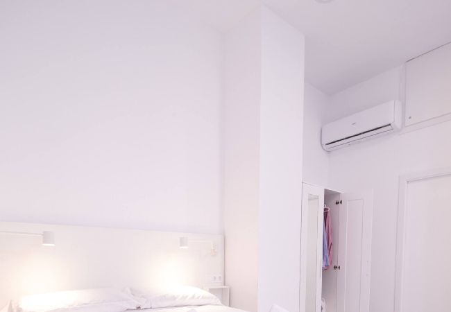 Studio a Valencia / València - Viveros 2 by Concept Flats Studio a Valencia / València - Viveros 2 by Concept Flats