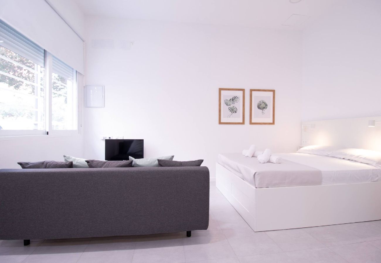 Studio a Valencia / València - Viveros 2 by Concept Flats Studio a Valencia / València - Viveros 2 by Concept Flats
