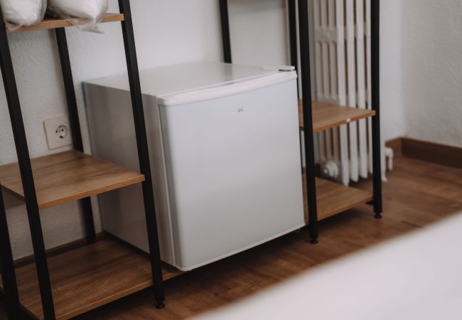 Affitto per camere a Valencia / València - Camera tripla con bagno privato esterno Affitto per camere a Valencia / València - Camera tripla con bagno privato esterno