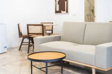 Studio a Valencia / València - Tamarit D by Concept Flats